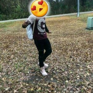 Meet your Posher, Jonlynski